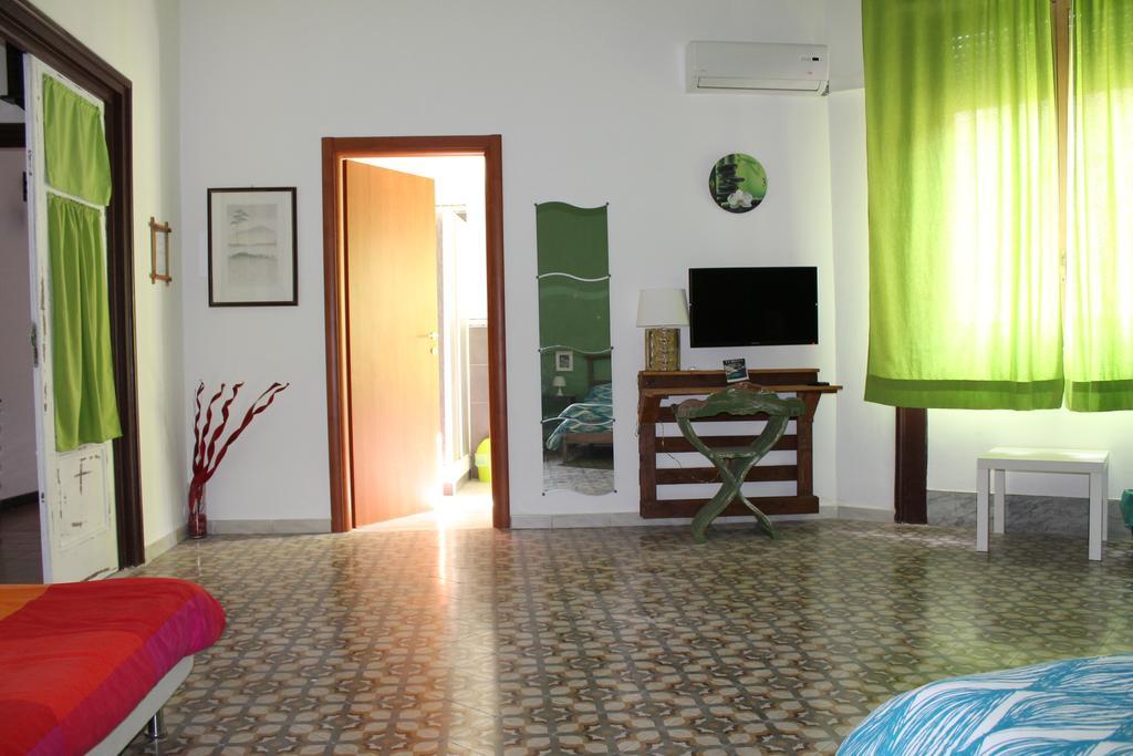 B&B Nica Domus Palermo Bagian luar foto
