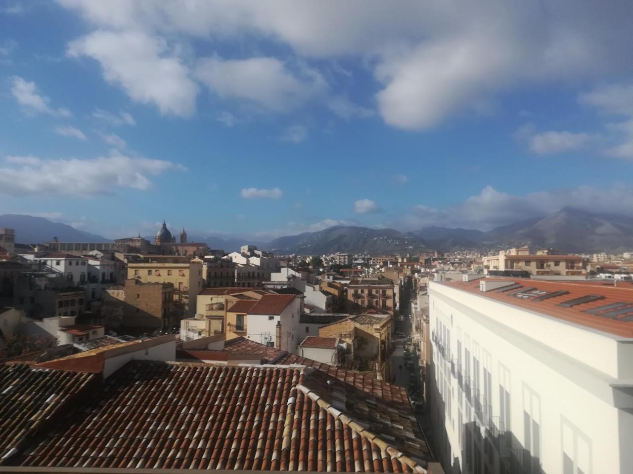 B&B Nica Domus Palermo Bagian luar foto